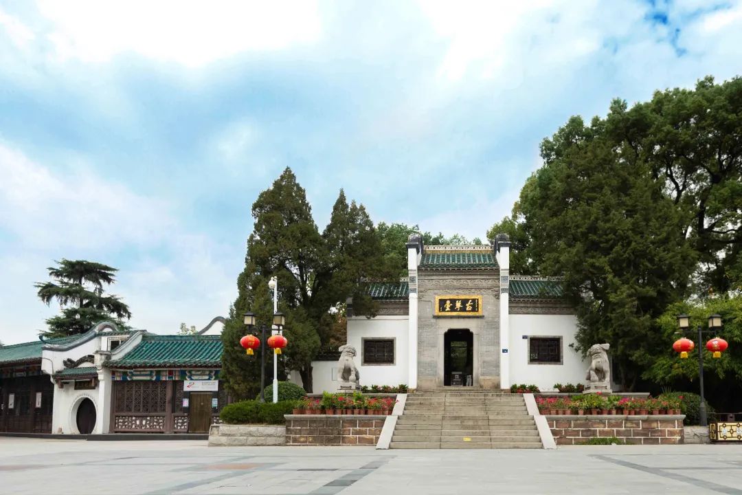 1685926546157290.jpg 1685926546157290.jpg