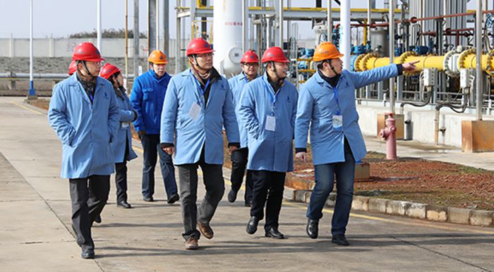 �ʰ��ɡ�(�й���)���޹�˾����