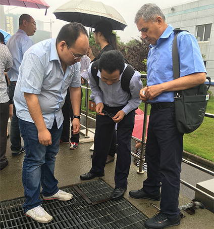 �ʰ��ɡ�(�й���)���޹�˾����