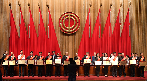 �ʰ��ɡ�(�й���)���޹�˾����