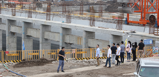 �ʰ��ɡ�(�й���)���޹�˾����