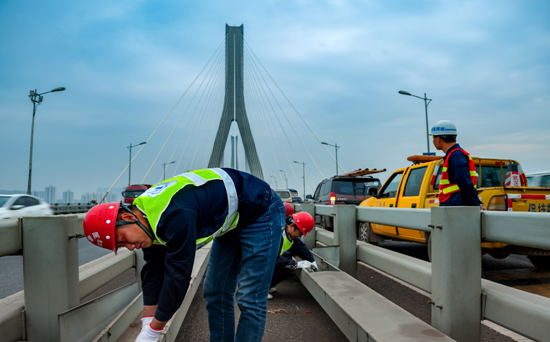 �ʰ��ɡ�(�й���)���޹�˾����