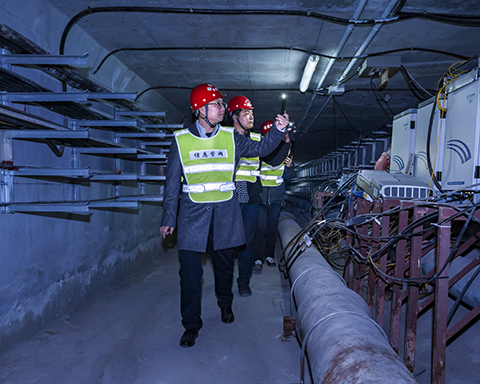 �ʰ��ɡ�(�й���)���޹�˾����