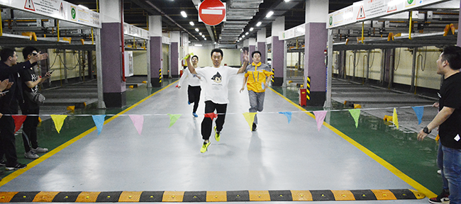 �ʰ��ɡ�(�й���)���޹�˾����