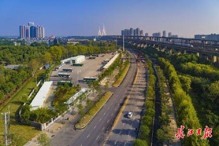 �ʰ��ɡ�(�й���)���޹�˾����