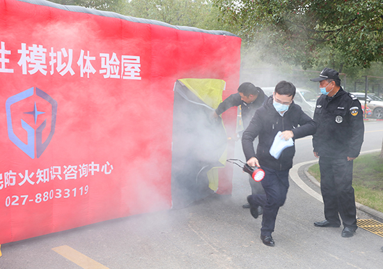 �ʰ��ɡ�(�й���)���޹�˾����