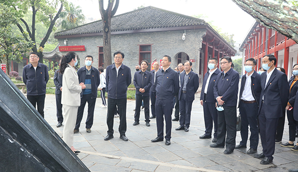 �ʰ��ɡ�(�й���)���޹�˾����