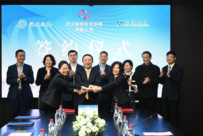 �ʰ��ɡ�(�й���)���޹�˾����