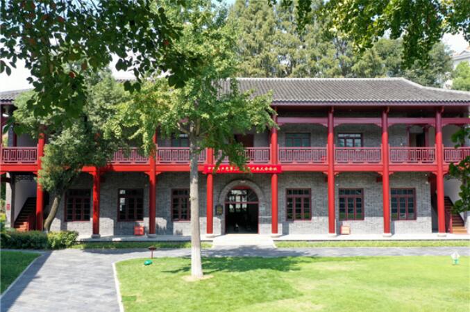 �ʰ��ɡ�(�й���)���޹�˾����