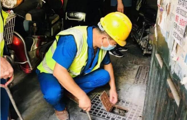 �ʰ��ɡ�(�й���)���޹�˾����