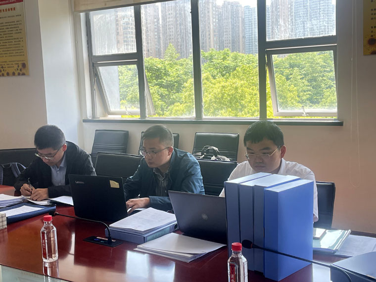 �ʰ��ɡ�(�й���)���޹�˾����